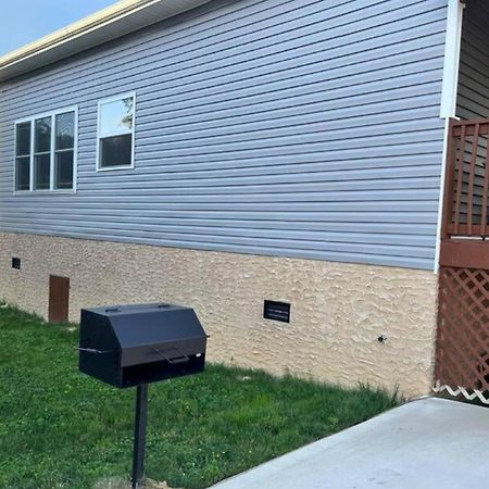3 Master Bedrooms - Sleeps 10 - Location - Game Room - Hot Tub 비둘기 포지 외부 사진