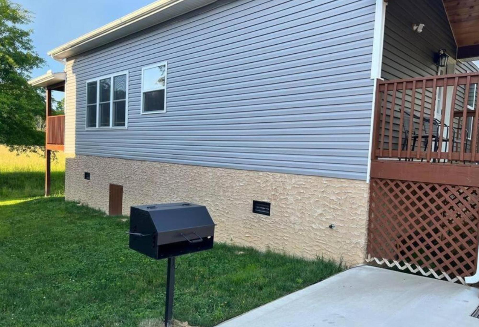 3 Master Bedrooms - Sleeps 10 - Location - Game Room - Hot Tub 비둘기 포지 외부 사진